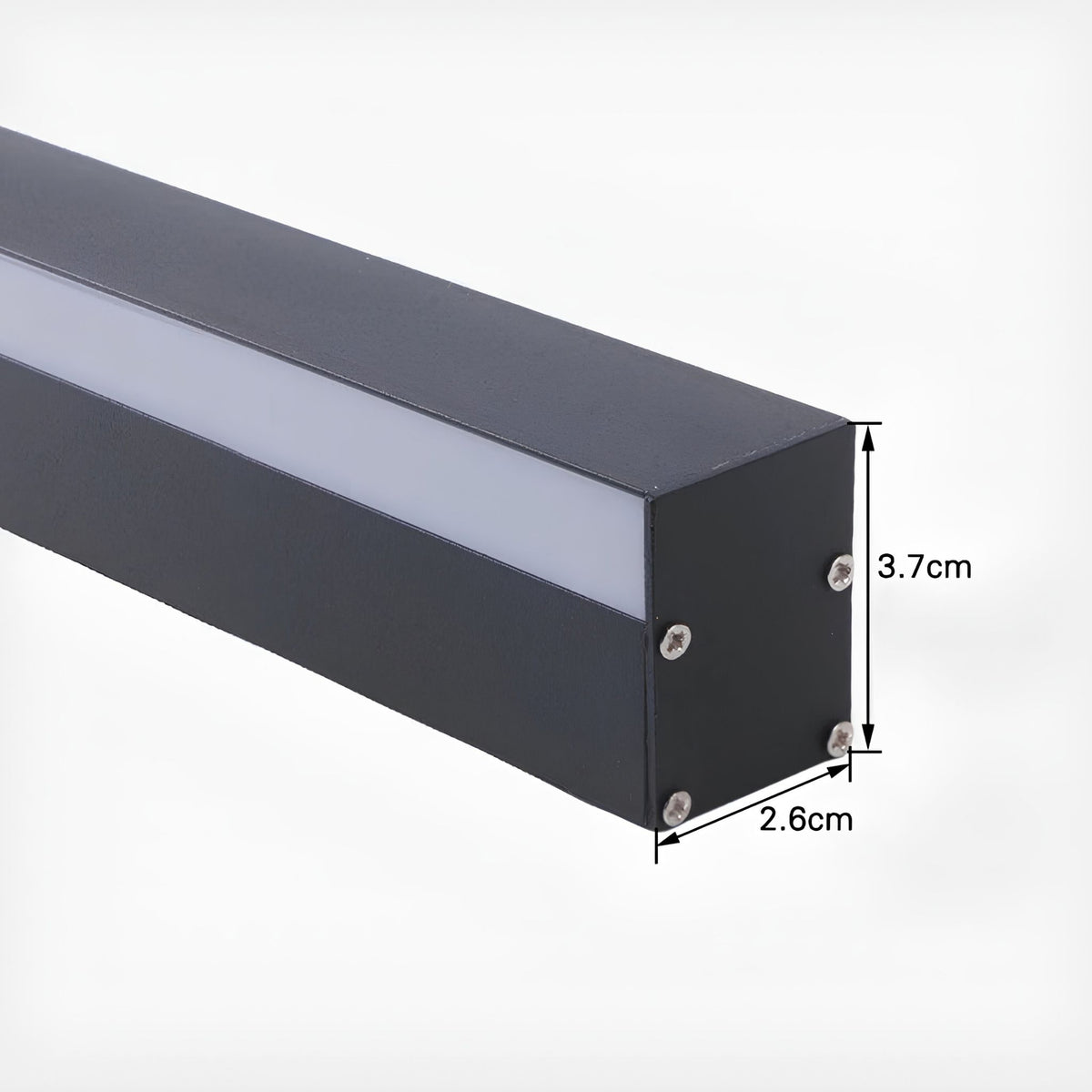 Détail du profilé en aluminium de l'applique LED linéaire VERA, 2,6 cm de large