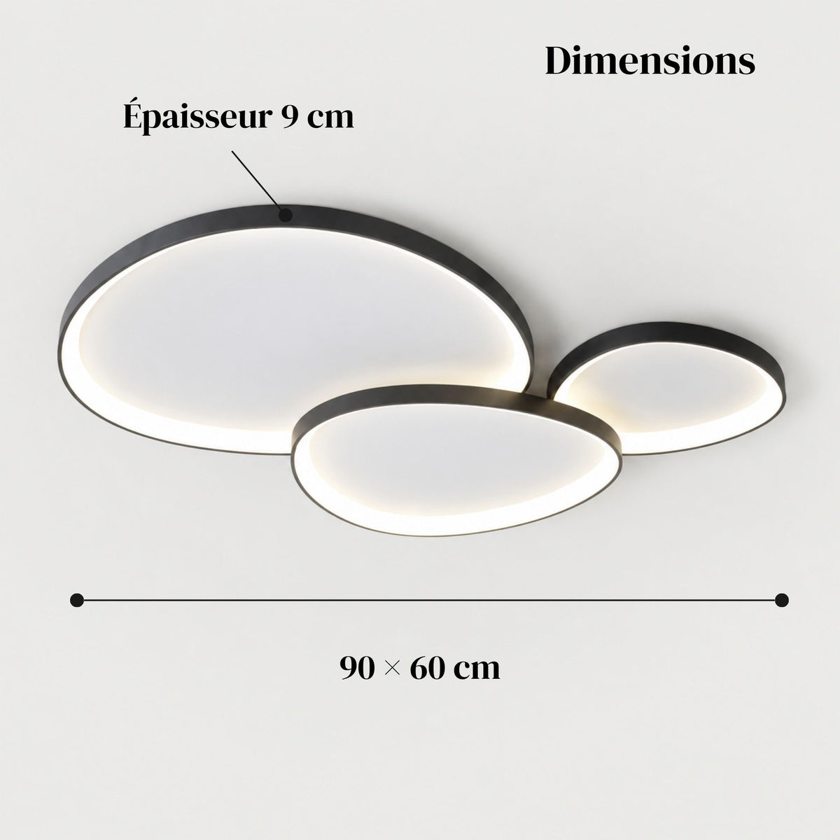 Dimensions du plafonnier NUBA trio : 90 × 60 cm, épaisseur 9 cm